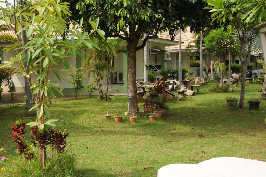 Saraburi Garden Resort Exterior foto